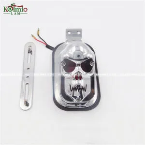 Motorcycle Parts Rear Metal Taillight Skull Turn Signal Brake Tail Light fit for Harley Davidson Chopper