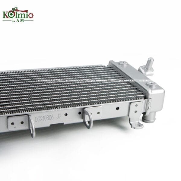 18 19 20 21 2018 2021 Suzuki Suitable Fit  for SUZUKI GSX250R 18-21 GSXR250 engine radiator - 图片 2